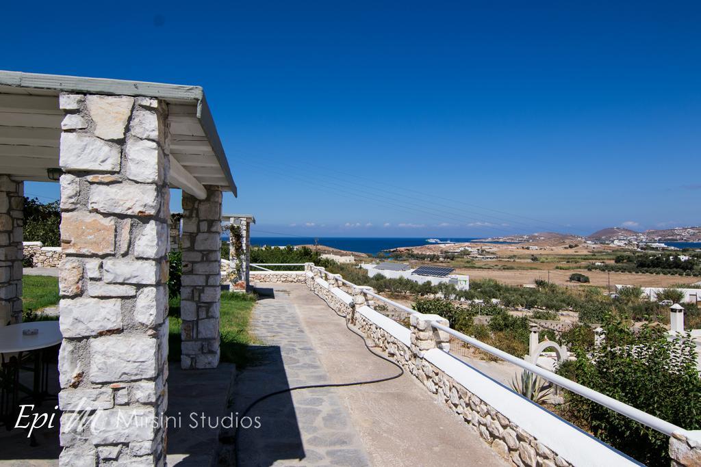 Mirsini Studios Parasporos Екстериор снимка